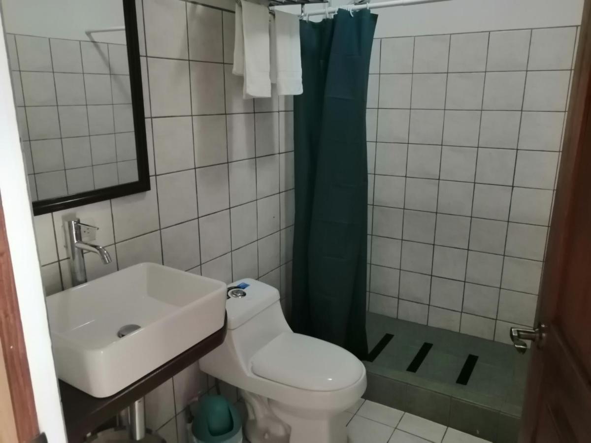 Marfi Inn Cahuita Εξωτερικό φωτογραφία