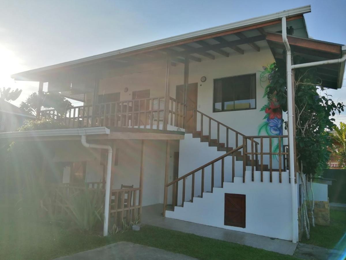 Marfi Inn Cahuita Εξωτερικό φωτογραφία